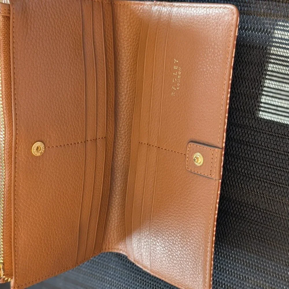 Radley Wallet - Picture 2 of 4